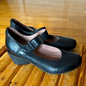 Dansko Mary Jane heels